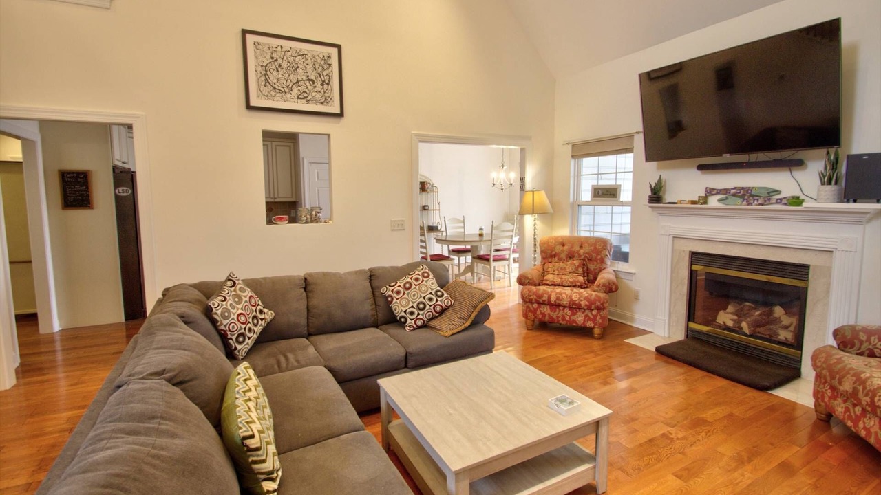 Photo of Bedroom in Villages of Five Points