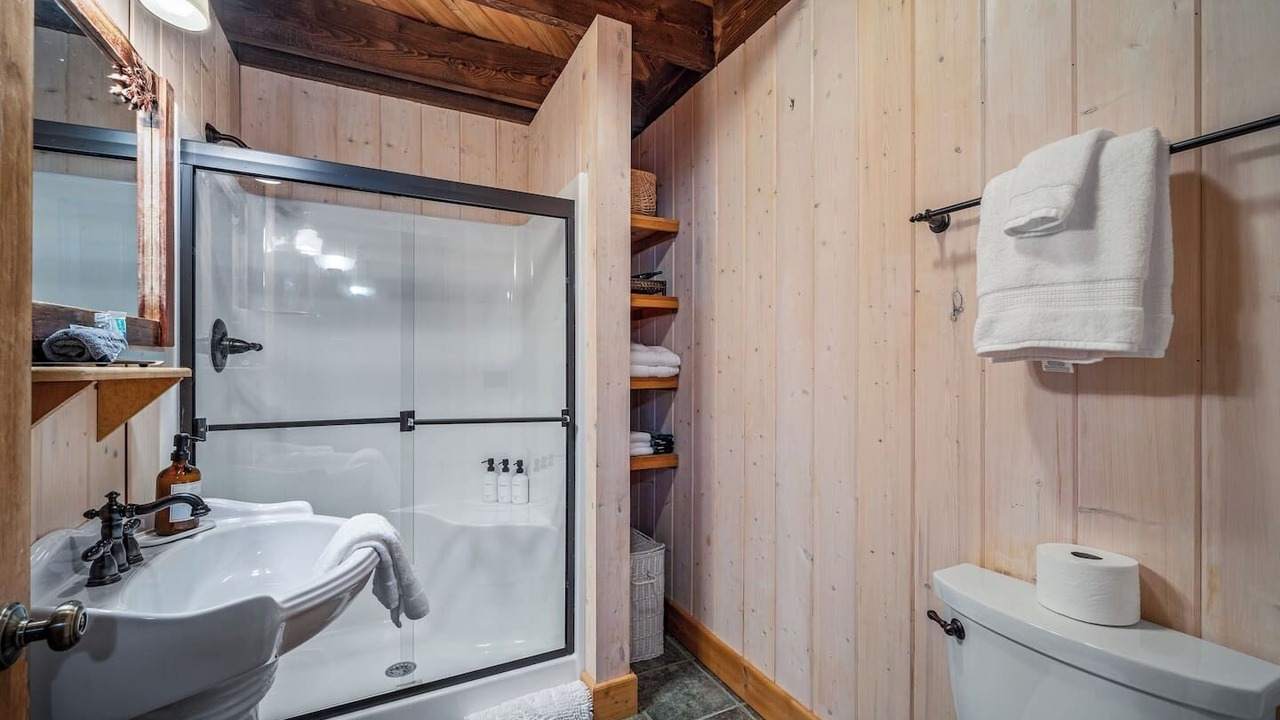 Photo of Bathroom in Mentone