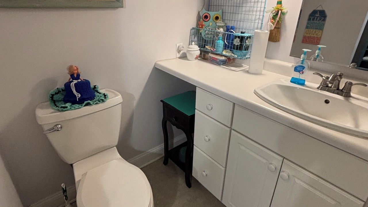 Photo of Bathroom in Le Claire
