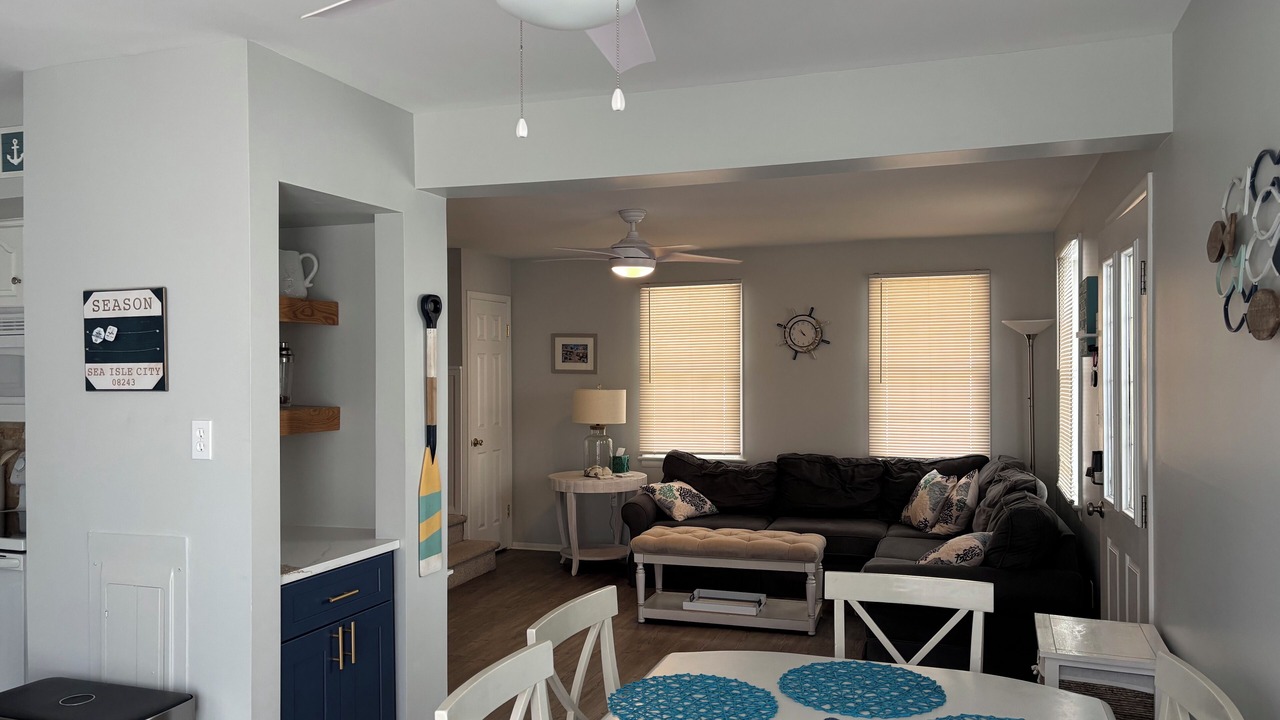 Photo of Livingroom in Townsend's Inlet