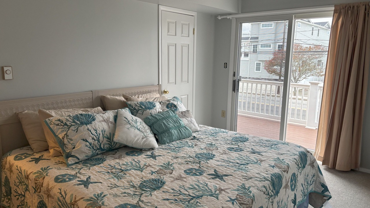 Photo of Bedroom in Townsend's Inlet