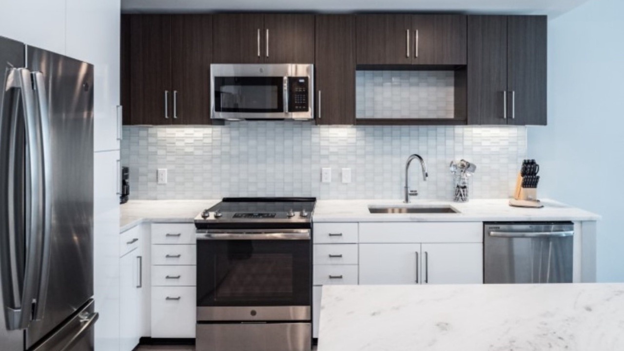 Photo of Kitchen in Woodmont Triangle