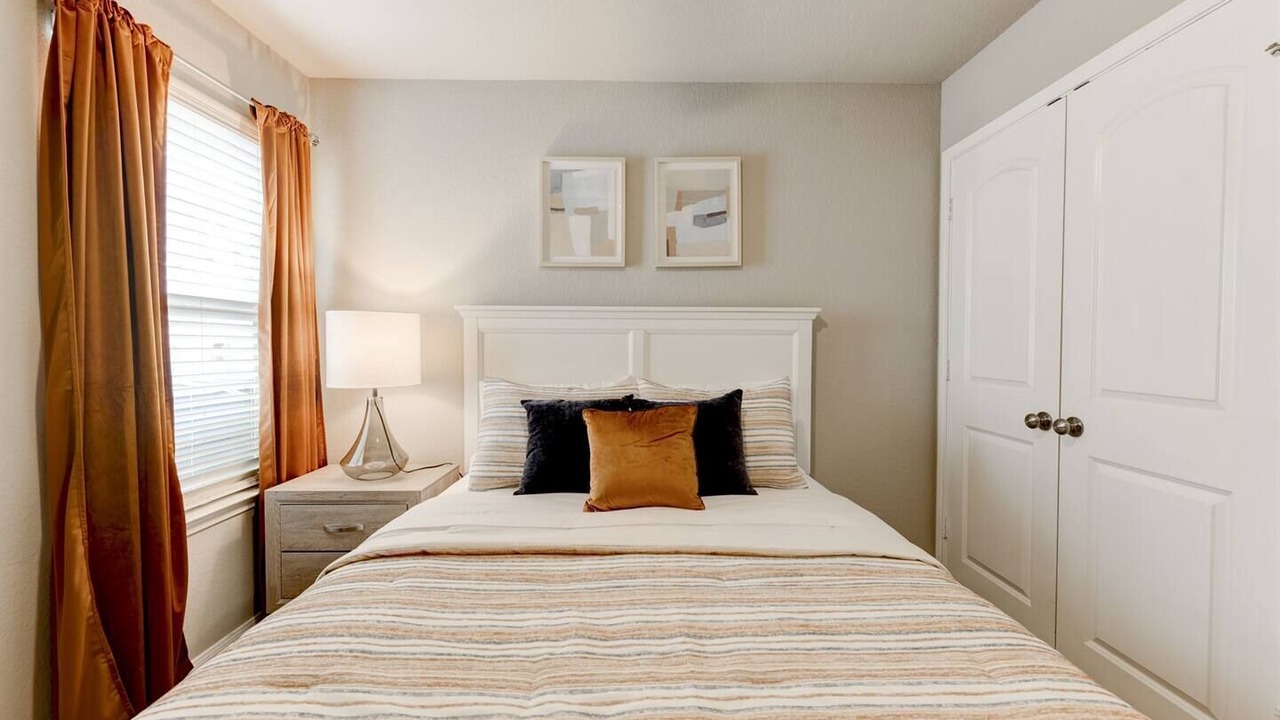 Photo of Bedroom in Temple