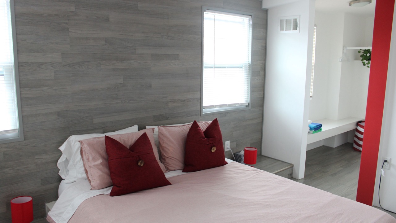 Photo of Bedroom in Neptune City