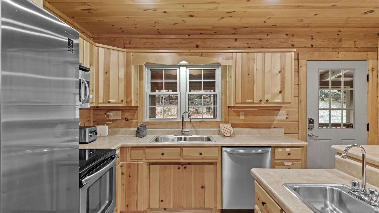 Photo of Kitchen in Beech Mountain