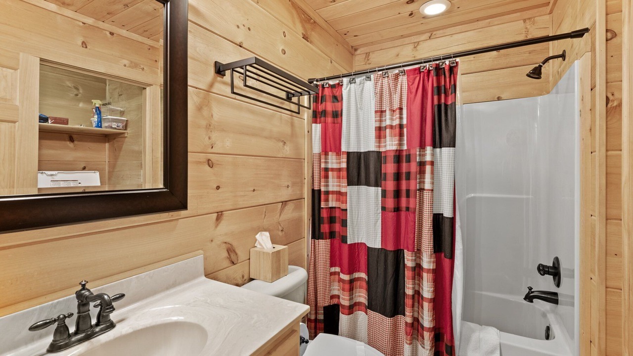 Photo of Bathroom in Beech Mountain