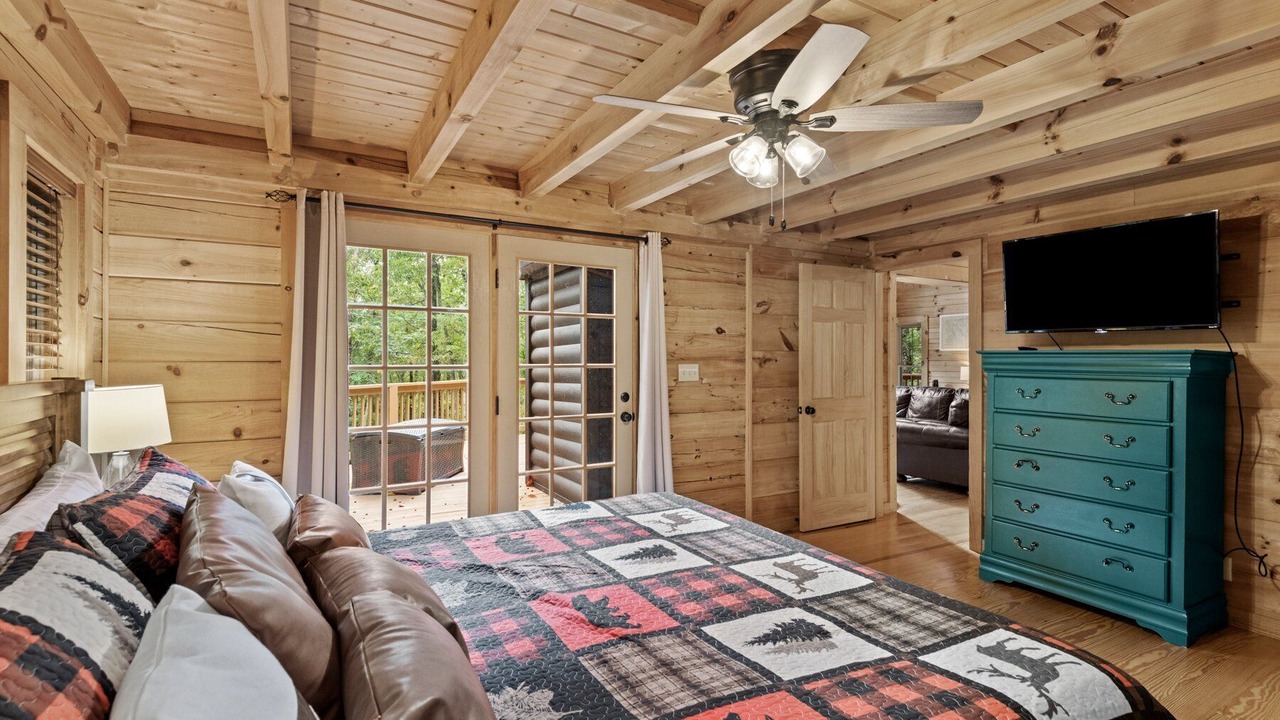 Photo of Bedroom in Beech Mountain