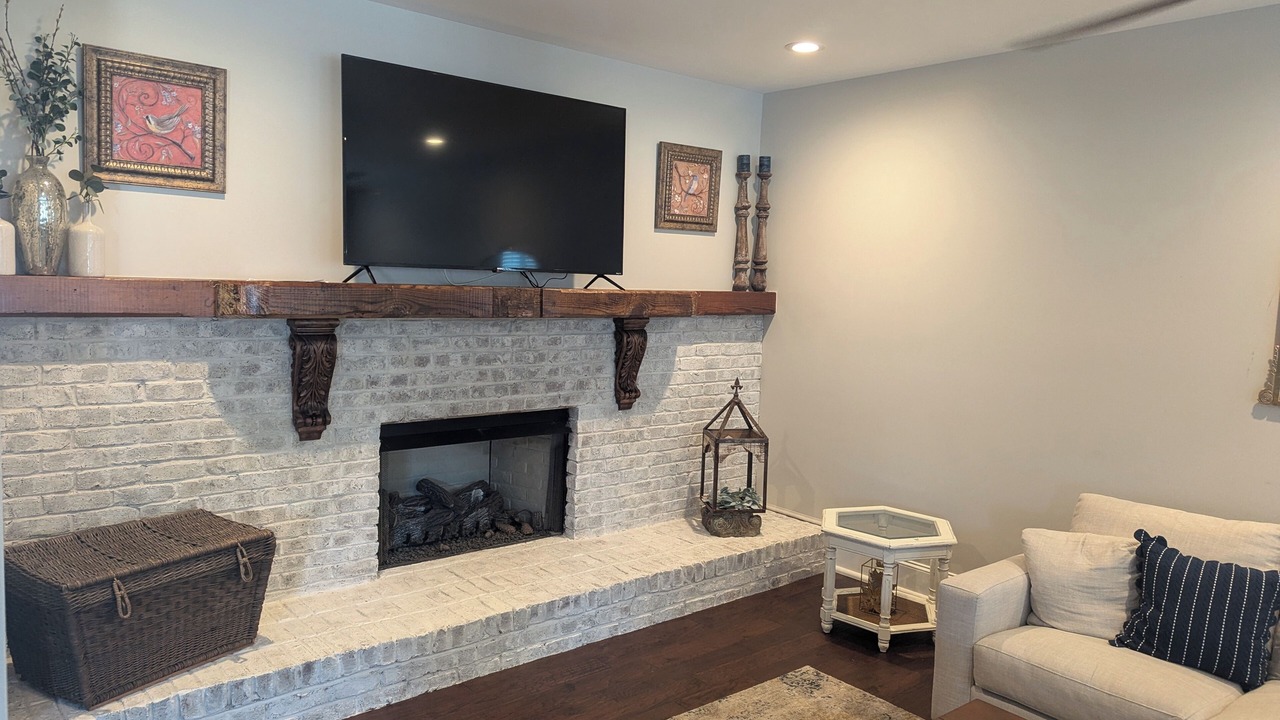 Photo of Livingroom in West Point