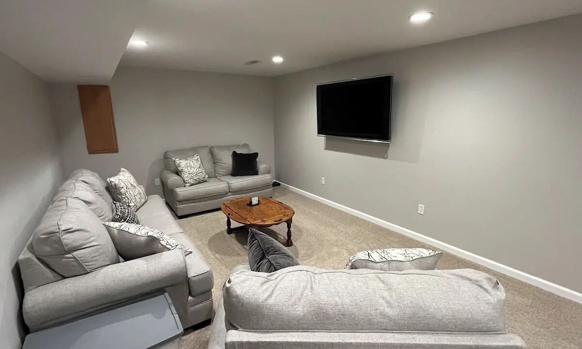 Photo of Livingroom in Monroe City