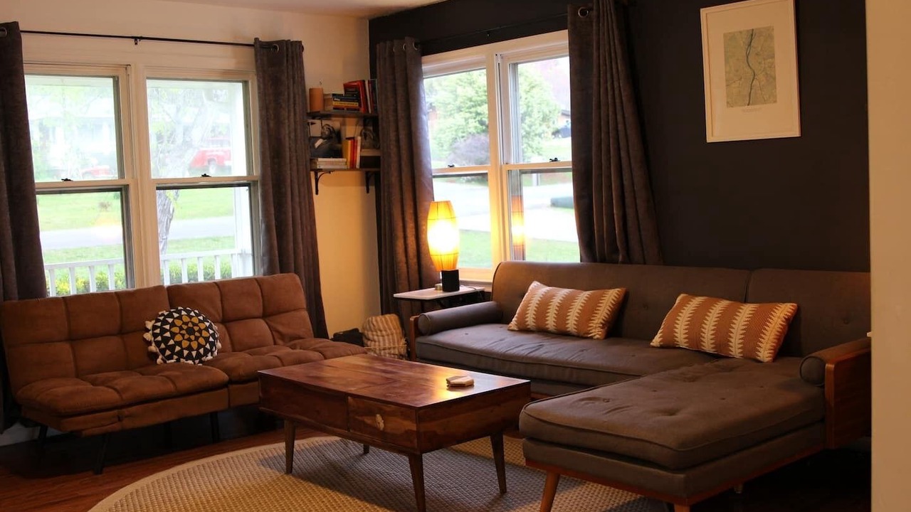 Photo of Livingroom in Calhoun