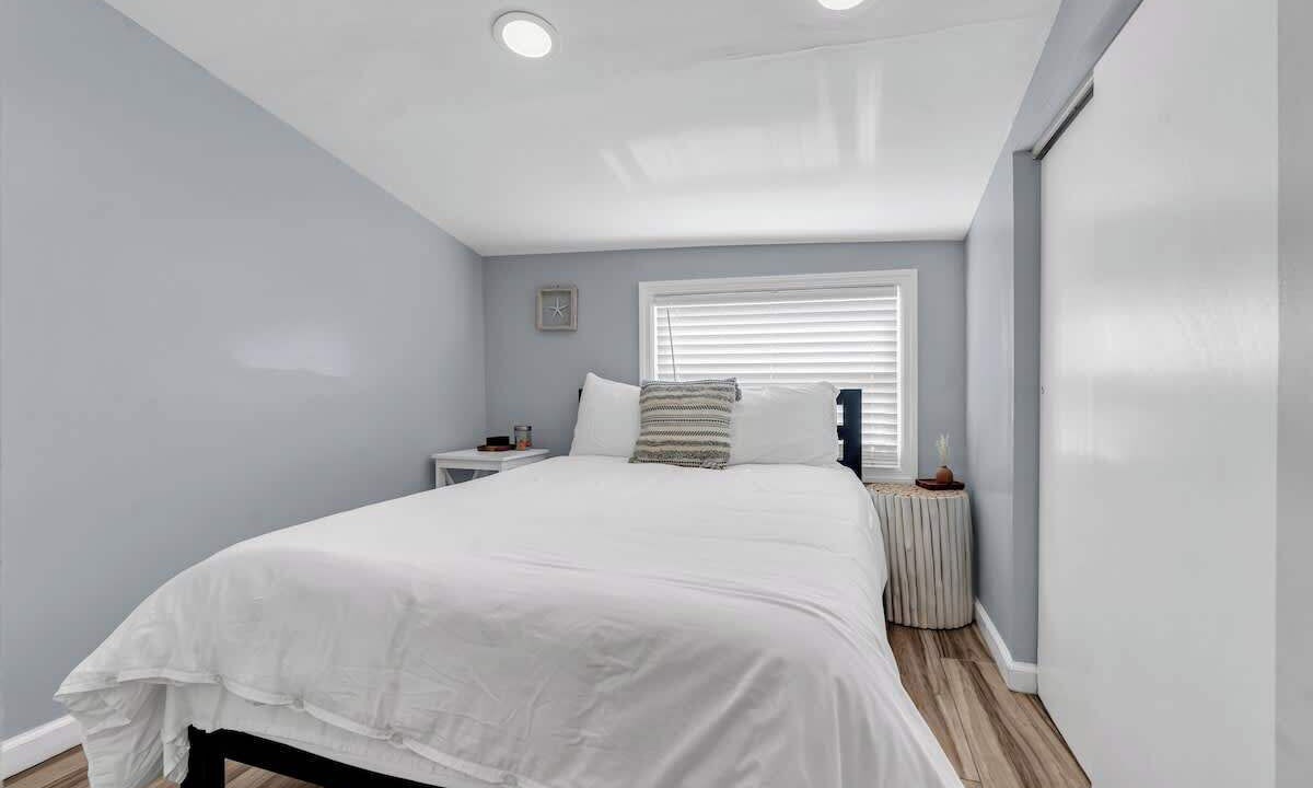 Photo of Bedroom in Ocean Grove