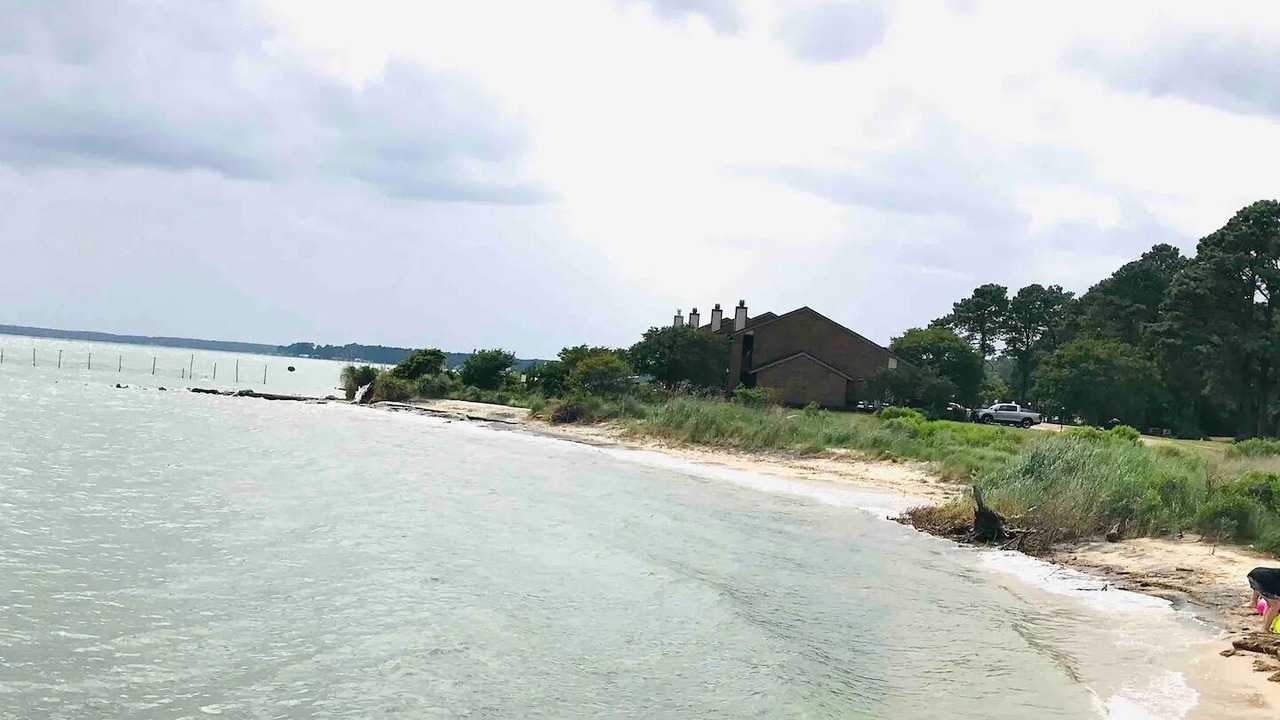 Photo of Others in Windmill Point