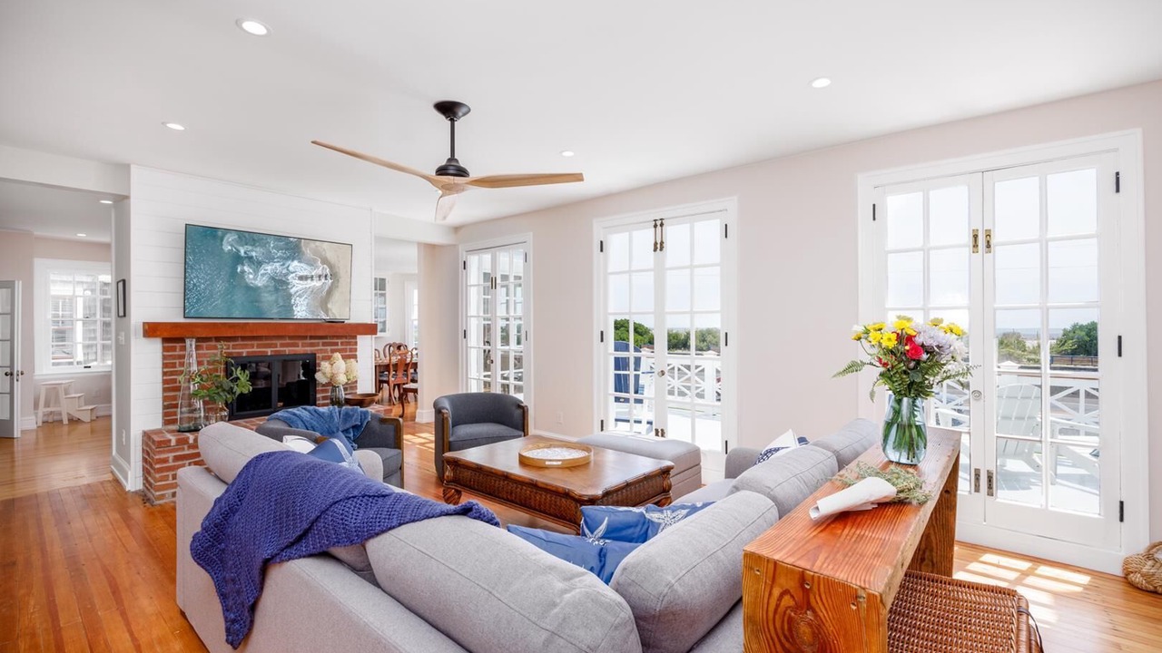 Photo of Livingroom in Cape May