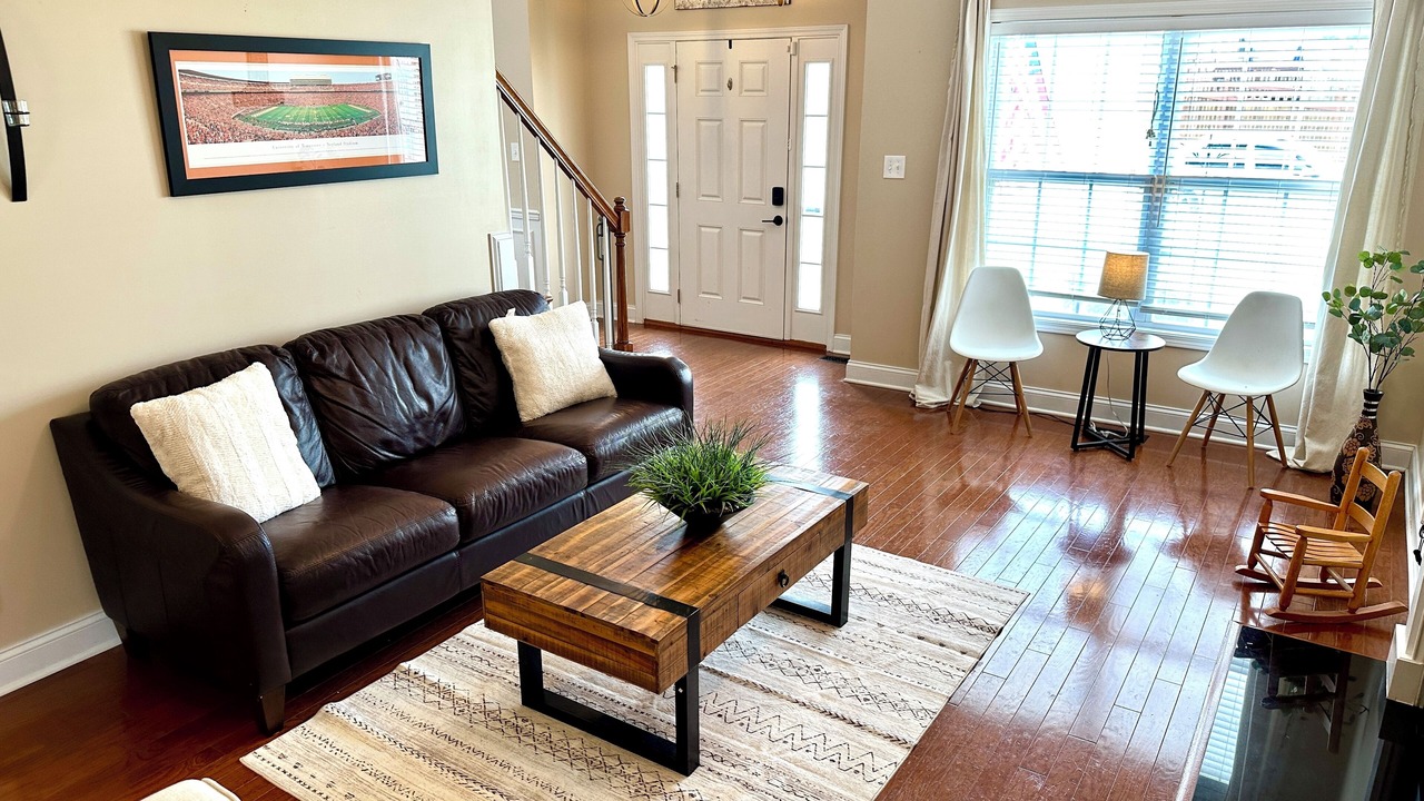 Photo of Livingroom in Ashley Oaks