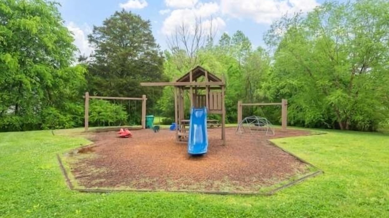 Photo of Others in Ashley Oaks