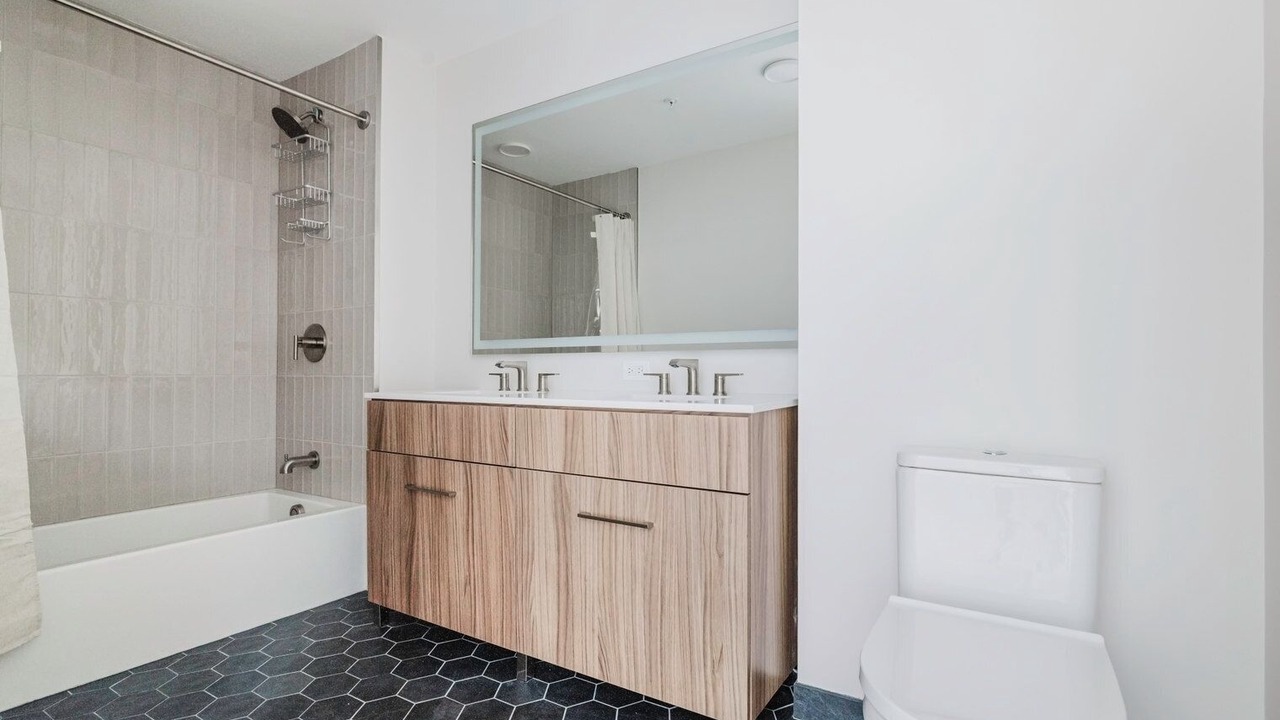 Photo of Bathroom in Truxton Circle