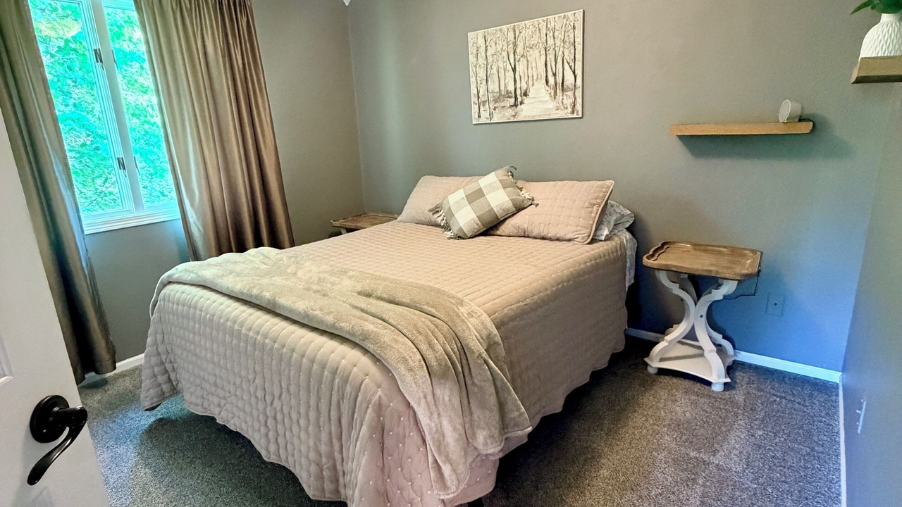 Photo of Bedroom in Johnston