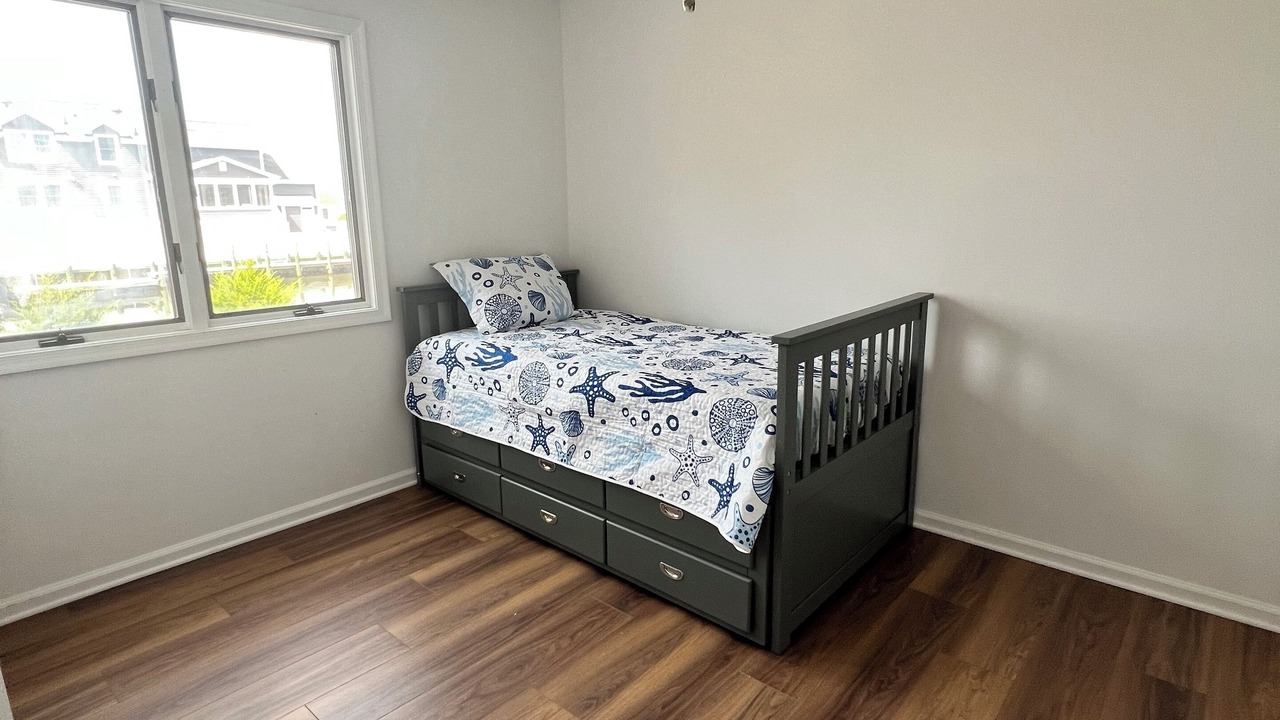 Photo of Bedroom in Beach Haven West