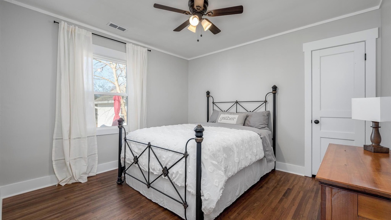 Photo of Bedroom in Murfreesboro