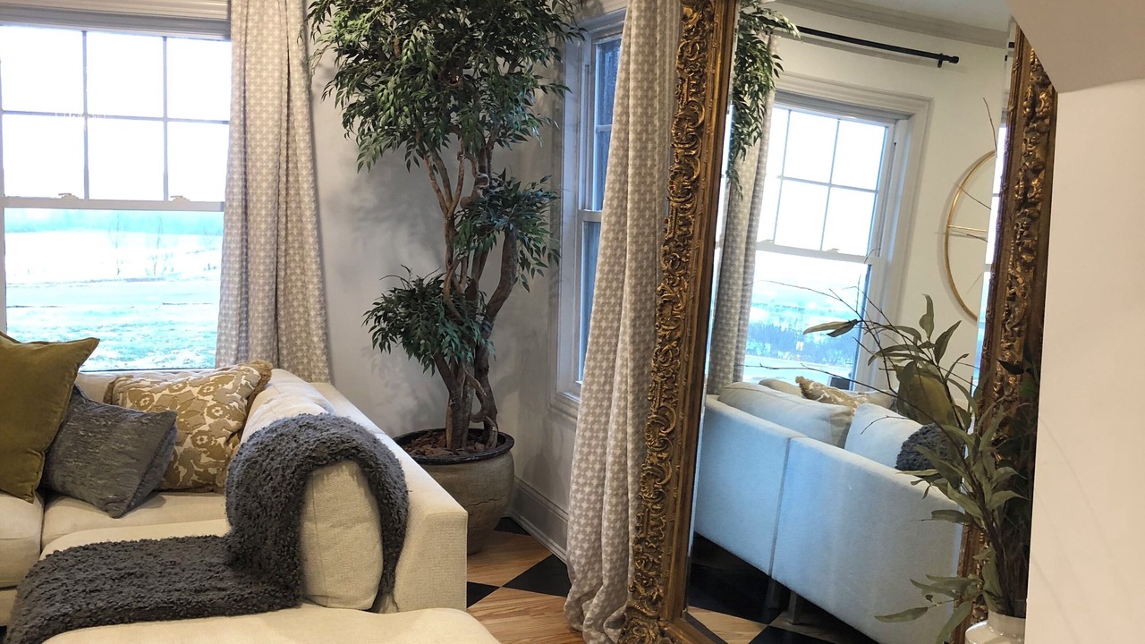 Photo of Livingroom in East Peoria