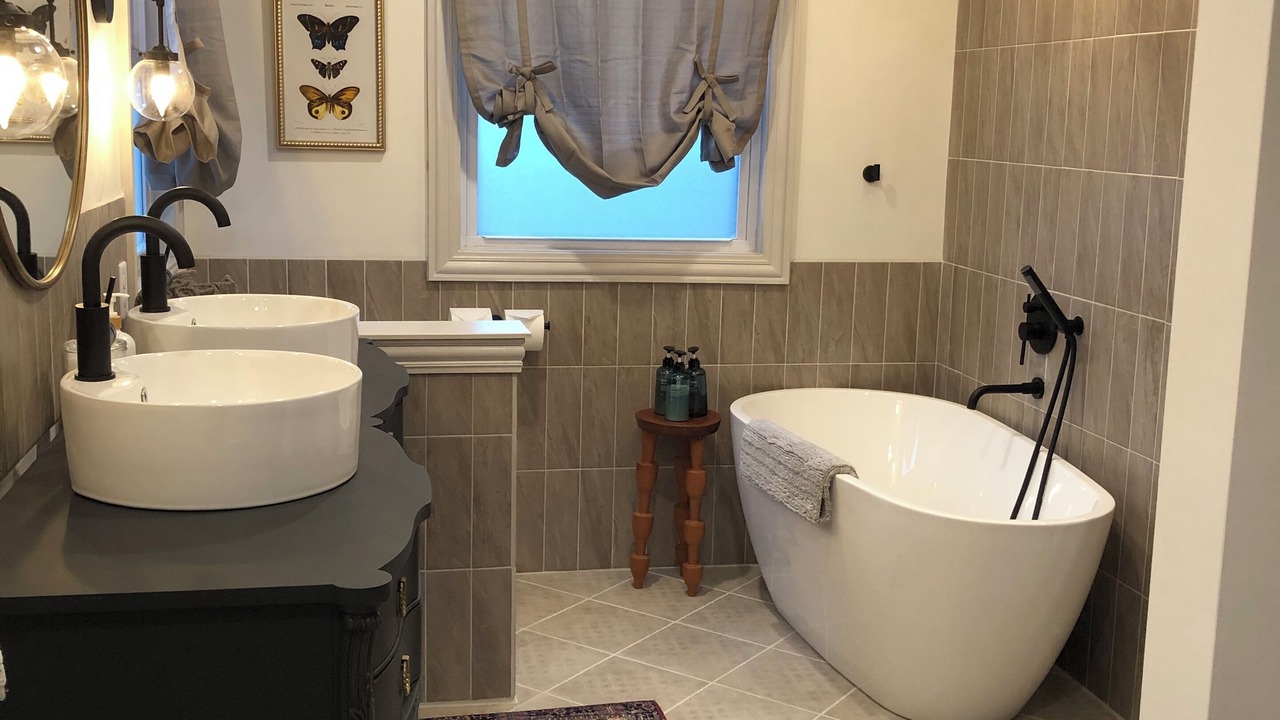 Photo of Bathroom in East Peoria