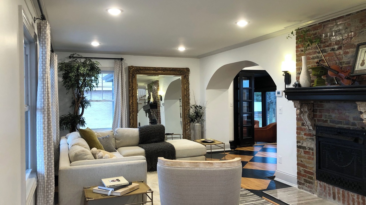 Photo of Livingroom in East Peoria