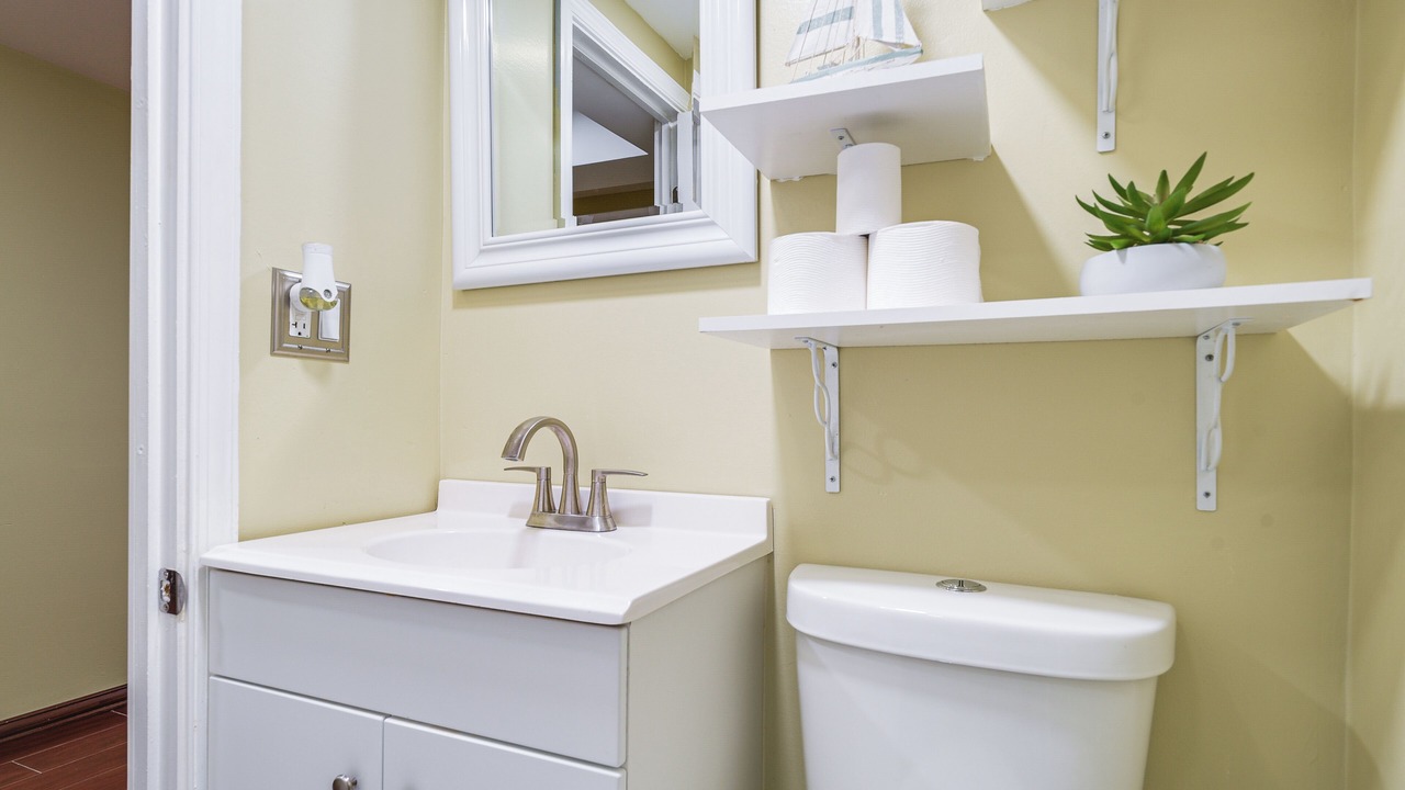 Photo of Bathroom in Middle River
