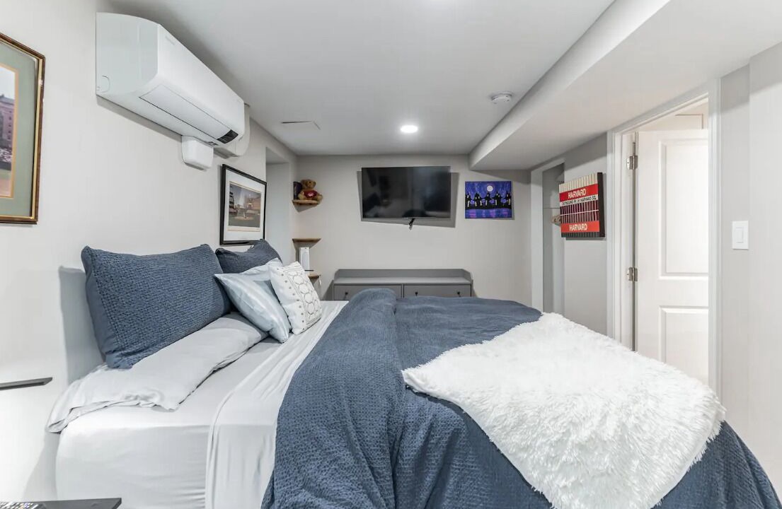 Photo of Bedroom in Cleveland Park