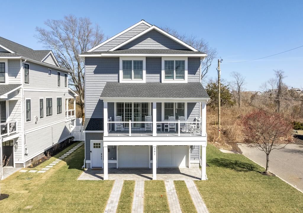 Photo of Outdoor in Admiral Estates