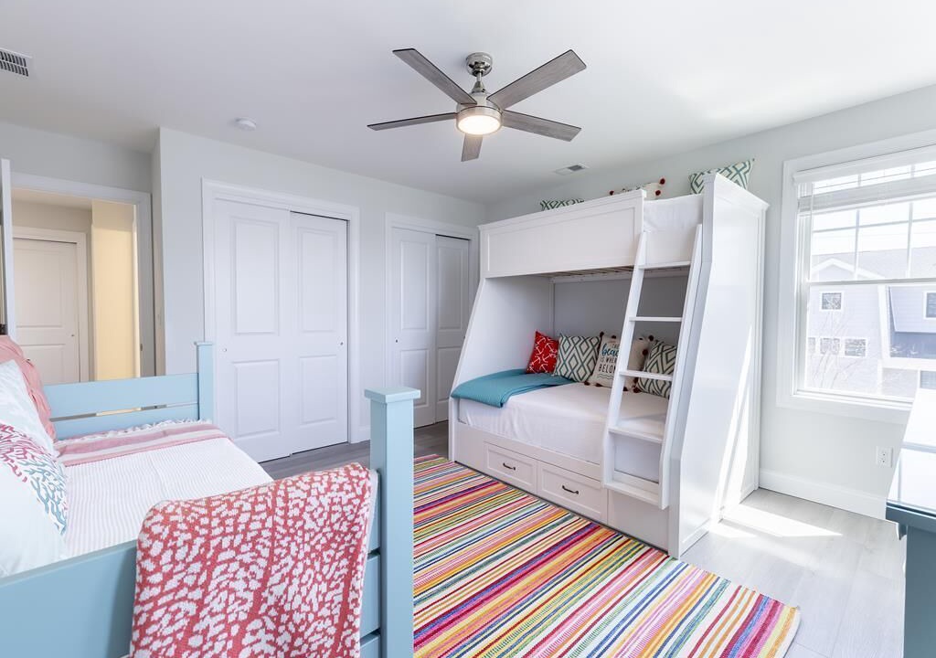 Photo of Bedroom in Admiral Estates
