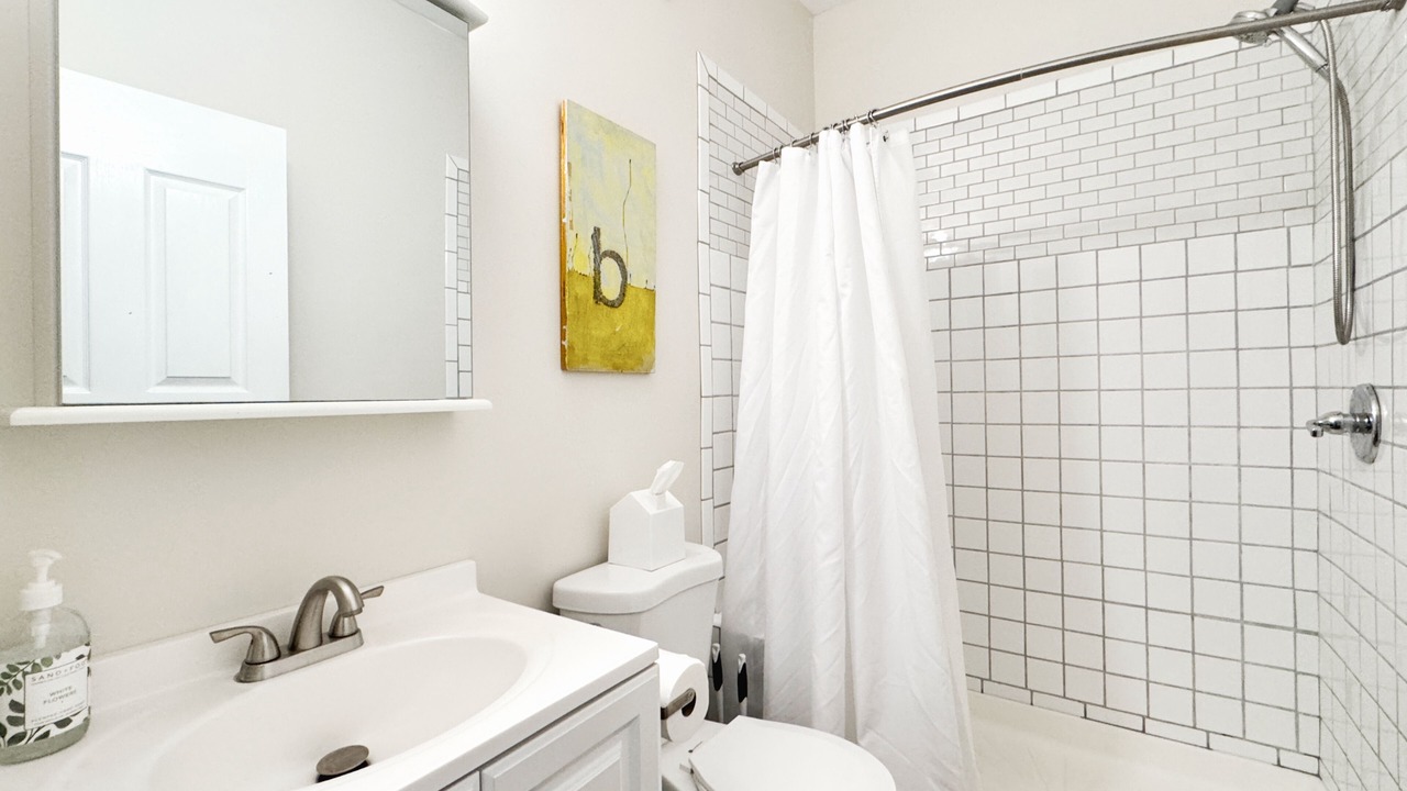 Photo of Bathroom in Downtown Baltimore