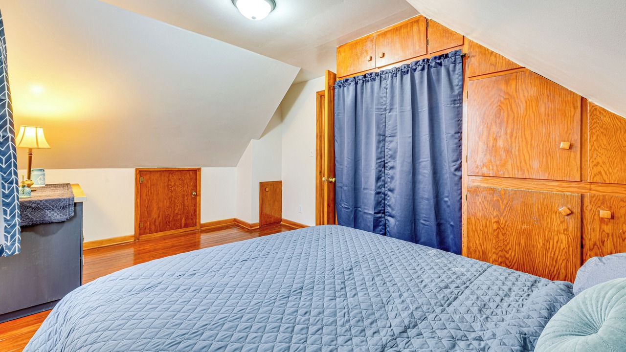 Photo of Bedroom in Lake Mills
