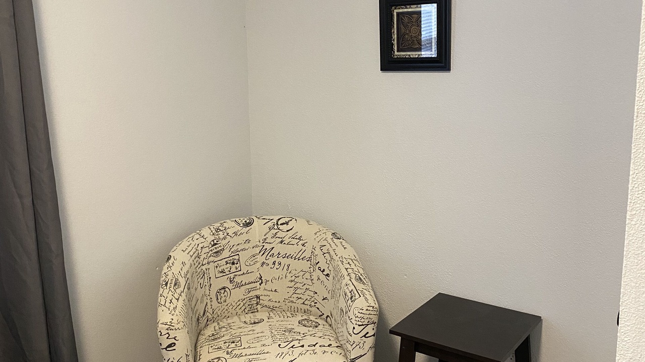 Photo of Livingroom in Peoria Heights
