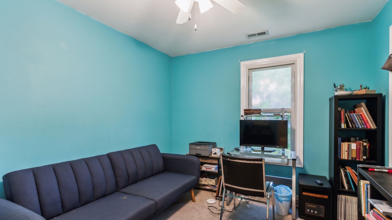 Photo of Bedroom in Locust Grove