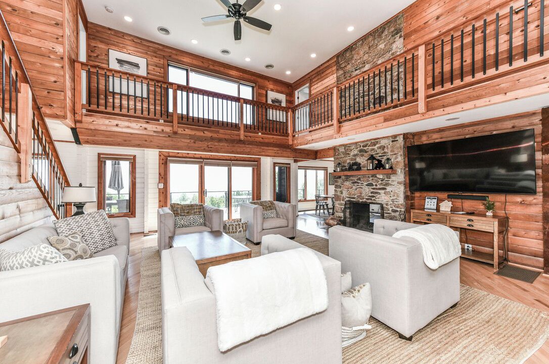 Photo of Bedroom in Bluemont