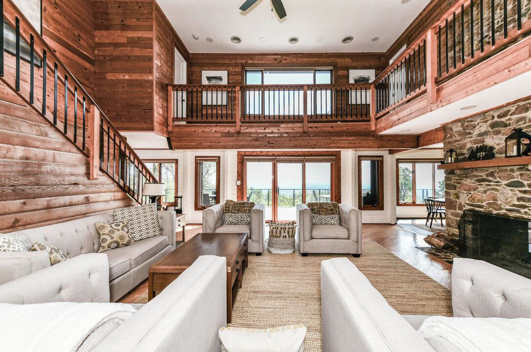 Photo of Bedroom in Bluemont