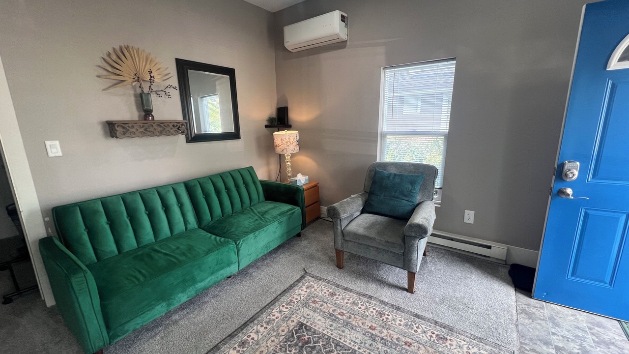 Photo of Livingroom in Cedar Rapids