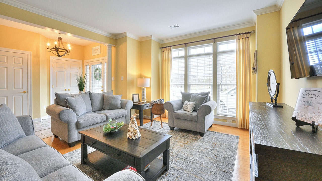 Photo of Livingroom in Villages of Five Points