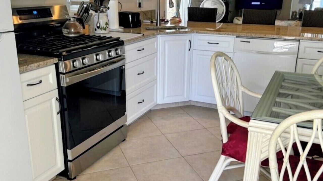 Photo of Kitchen in Diamond Beach