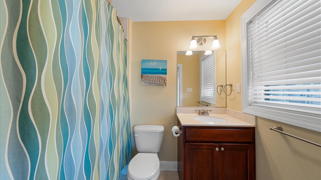 Photo of Bathroom in Townsend's Inlet