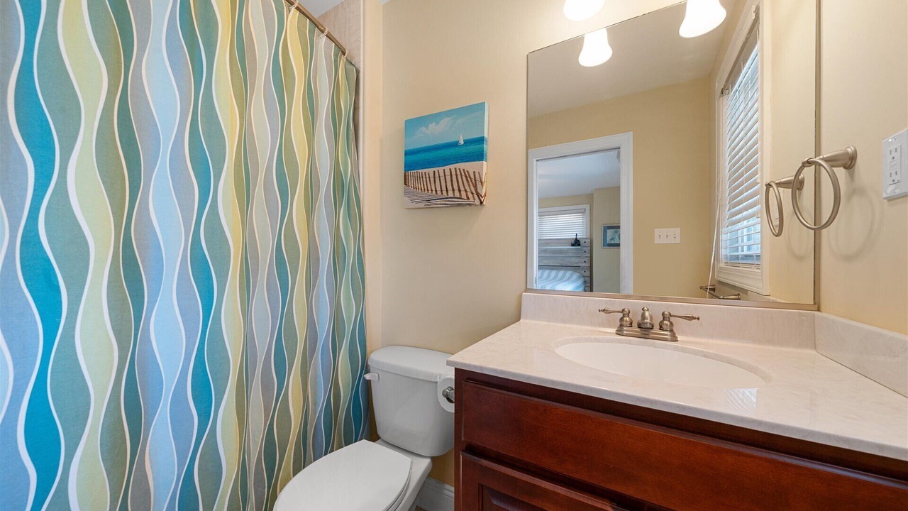 Photo of Bathroom in Townsend's Inlet