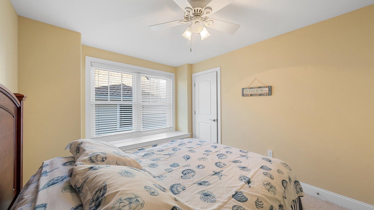 Photo of Bedroom in Townsend's Inlet