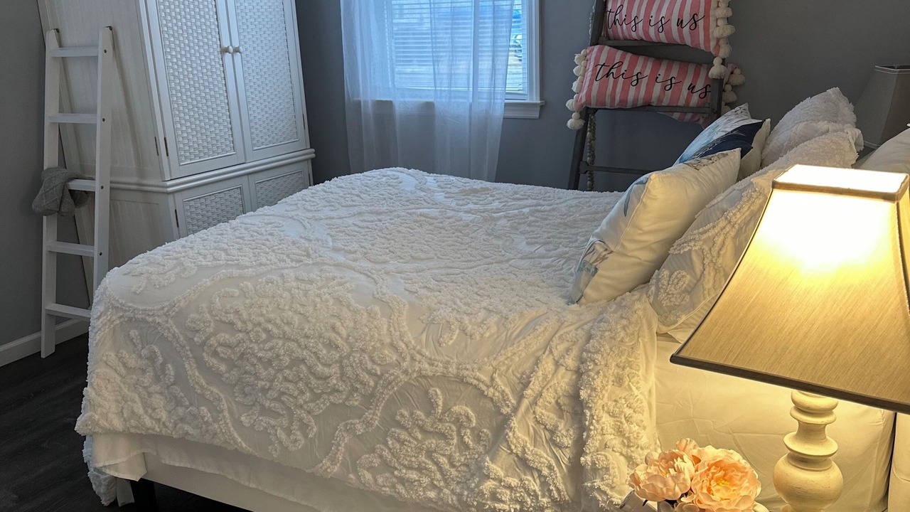 Photo of Bedroom in Mystic Island