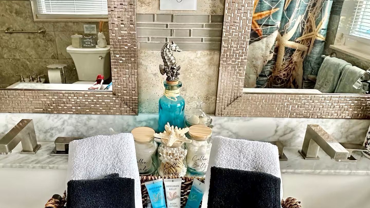 Photo of Bathroom in Mystic Island