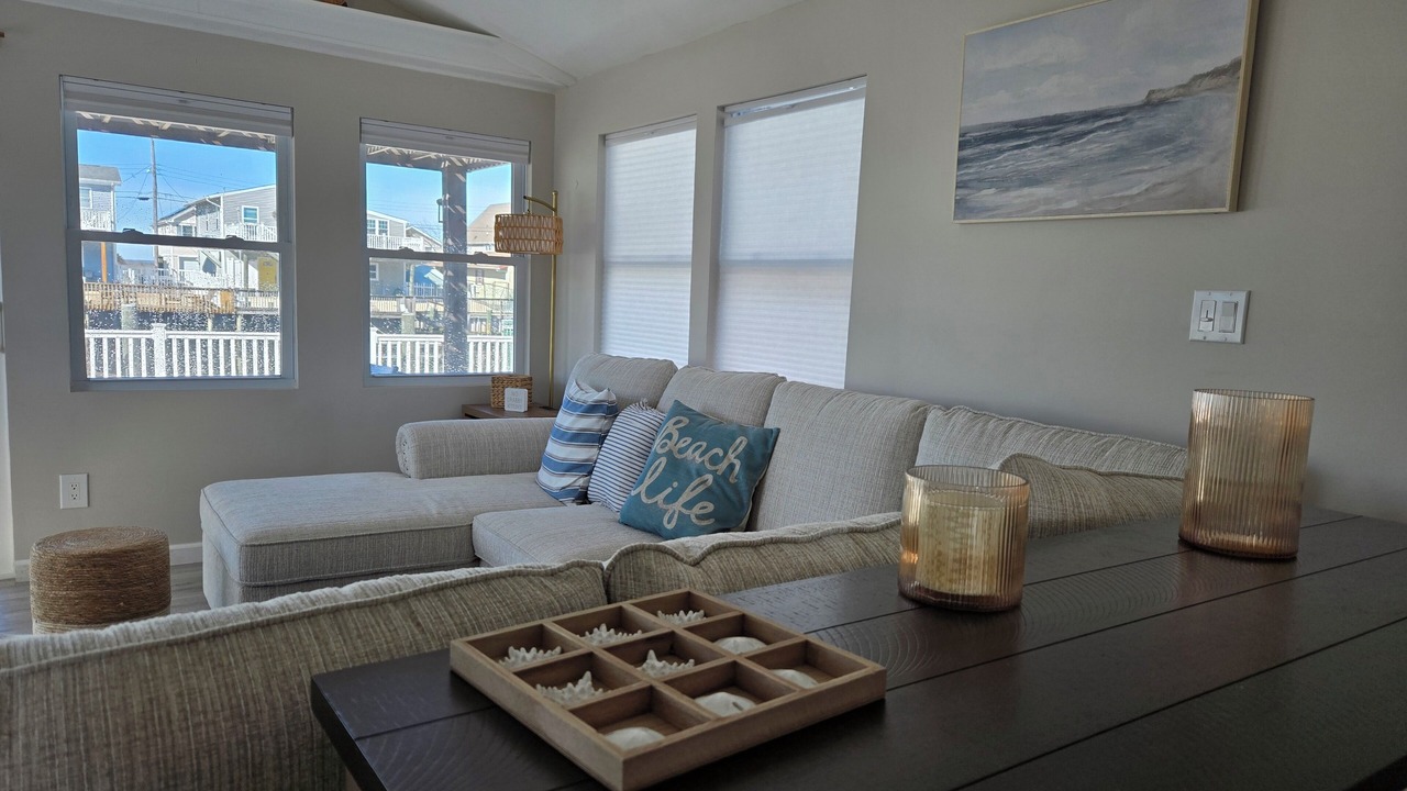 Photo of Livingroom in Mystic Island