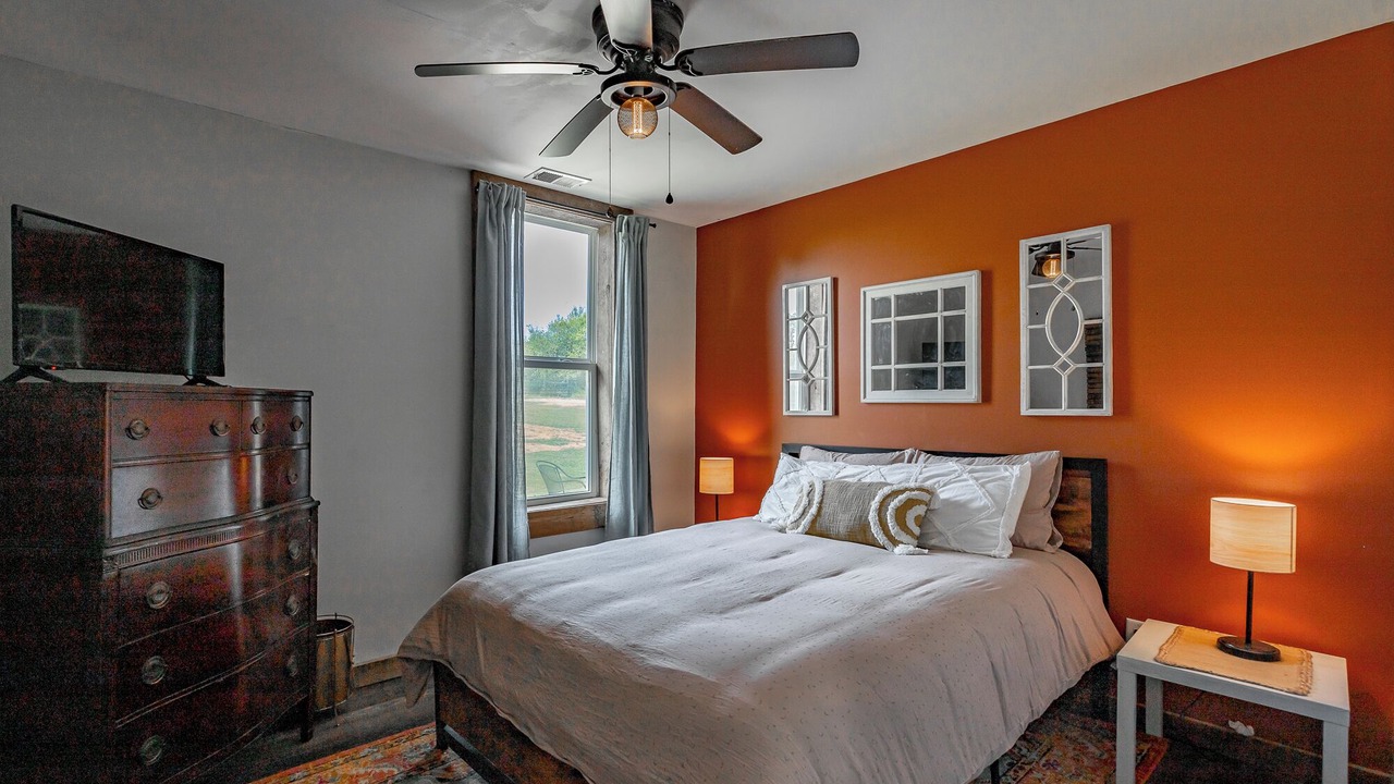 Photo of Bedroom in Chickamauga