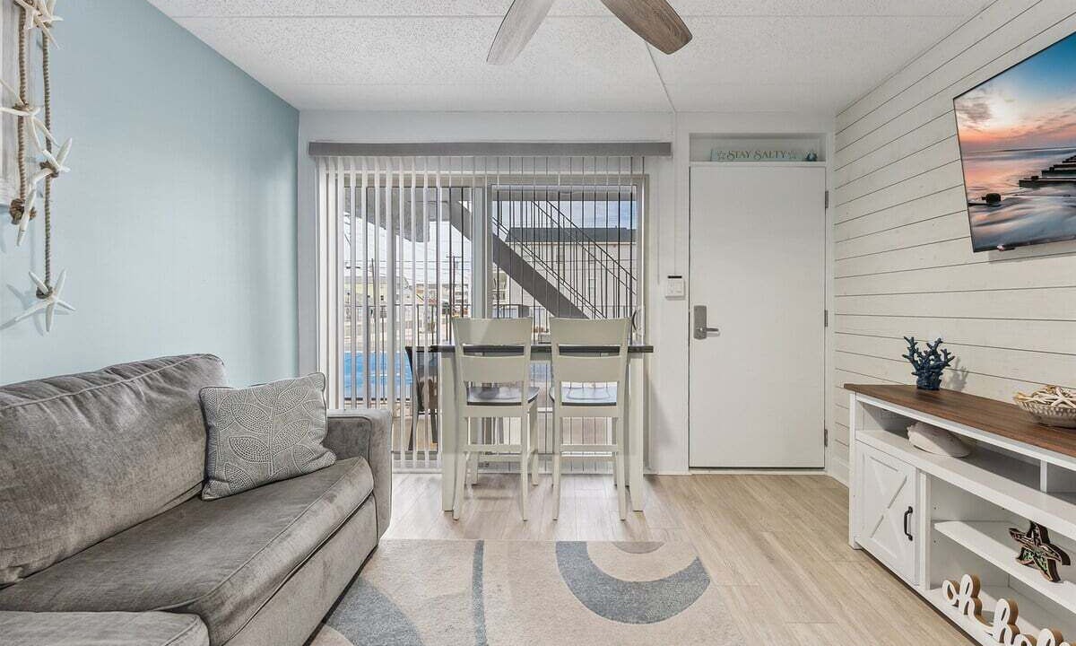 Photo of Livingroom in North Wildwood