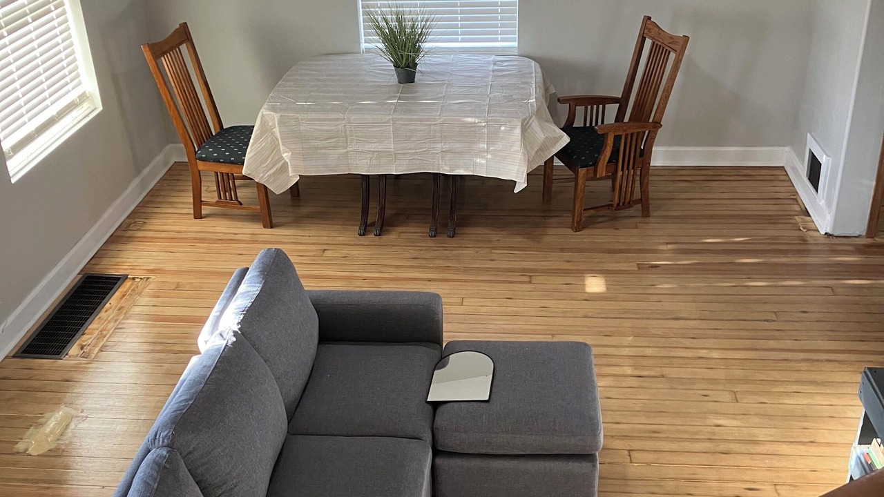 Photo of Livingroom in Cedar Rapids