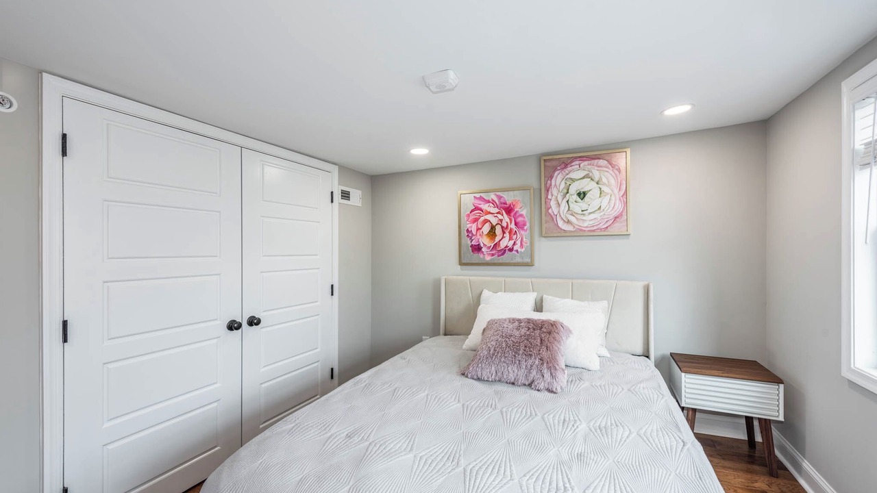 Photo of Bedroom in Downtown Baltimore