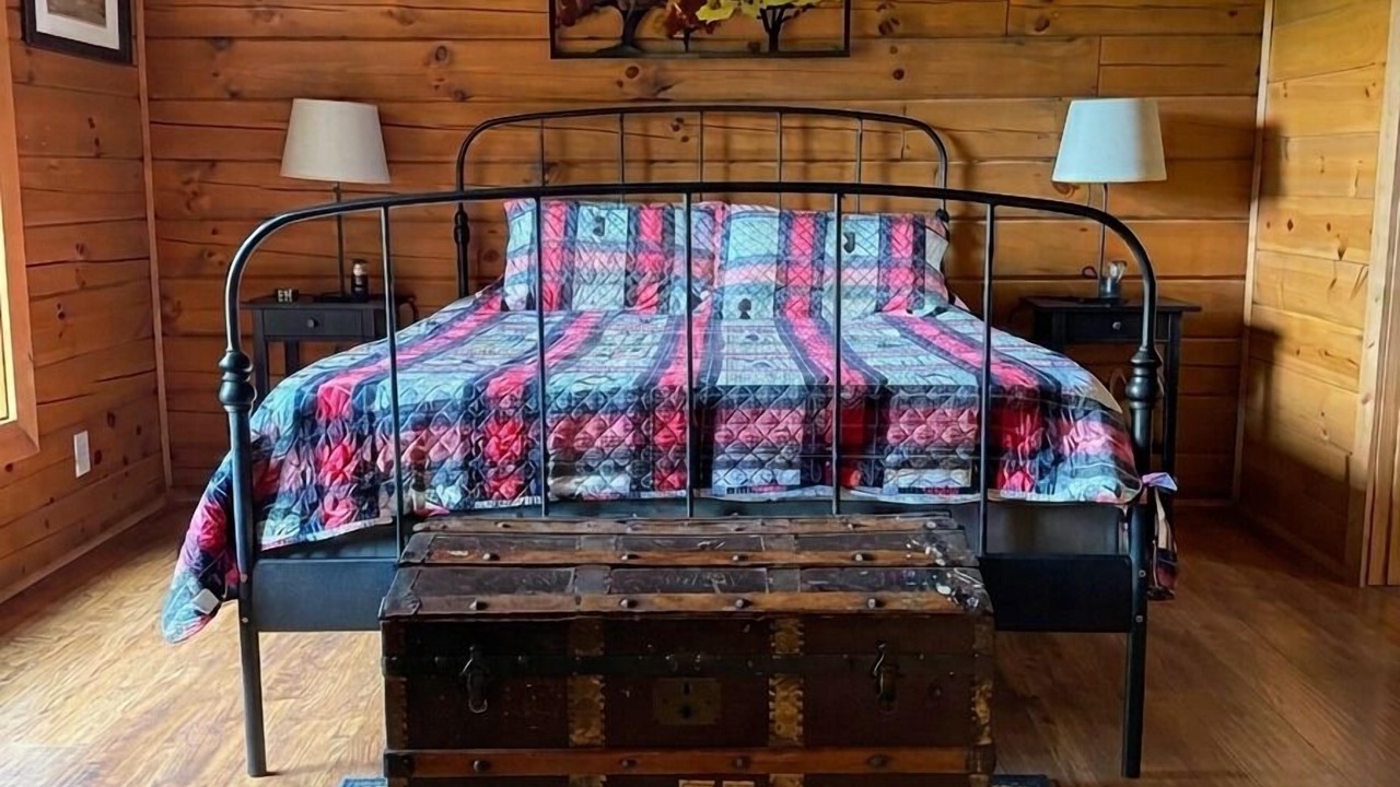 Photo of Bedroom in Marceline